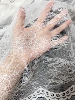 花边蕾丝面料花纹童装辅料大花女装锦纶现货镂空连衣裙剪线蕾丝