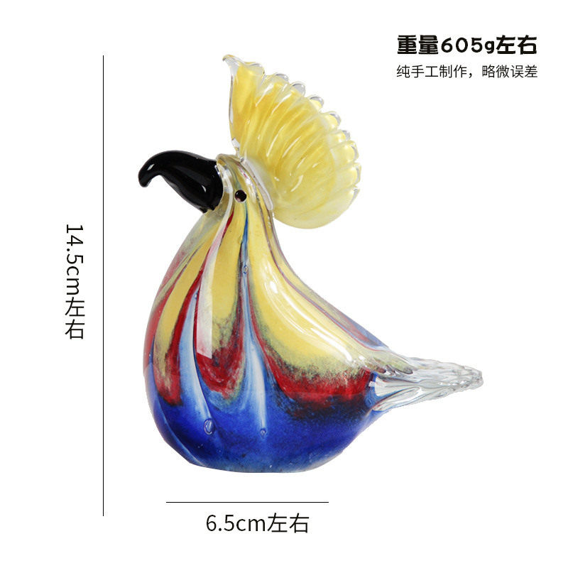 큰 빨간색과 파란색 앵무새