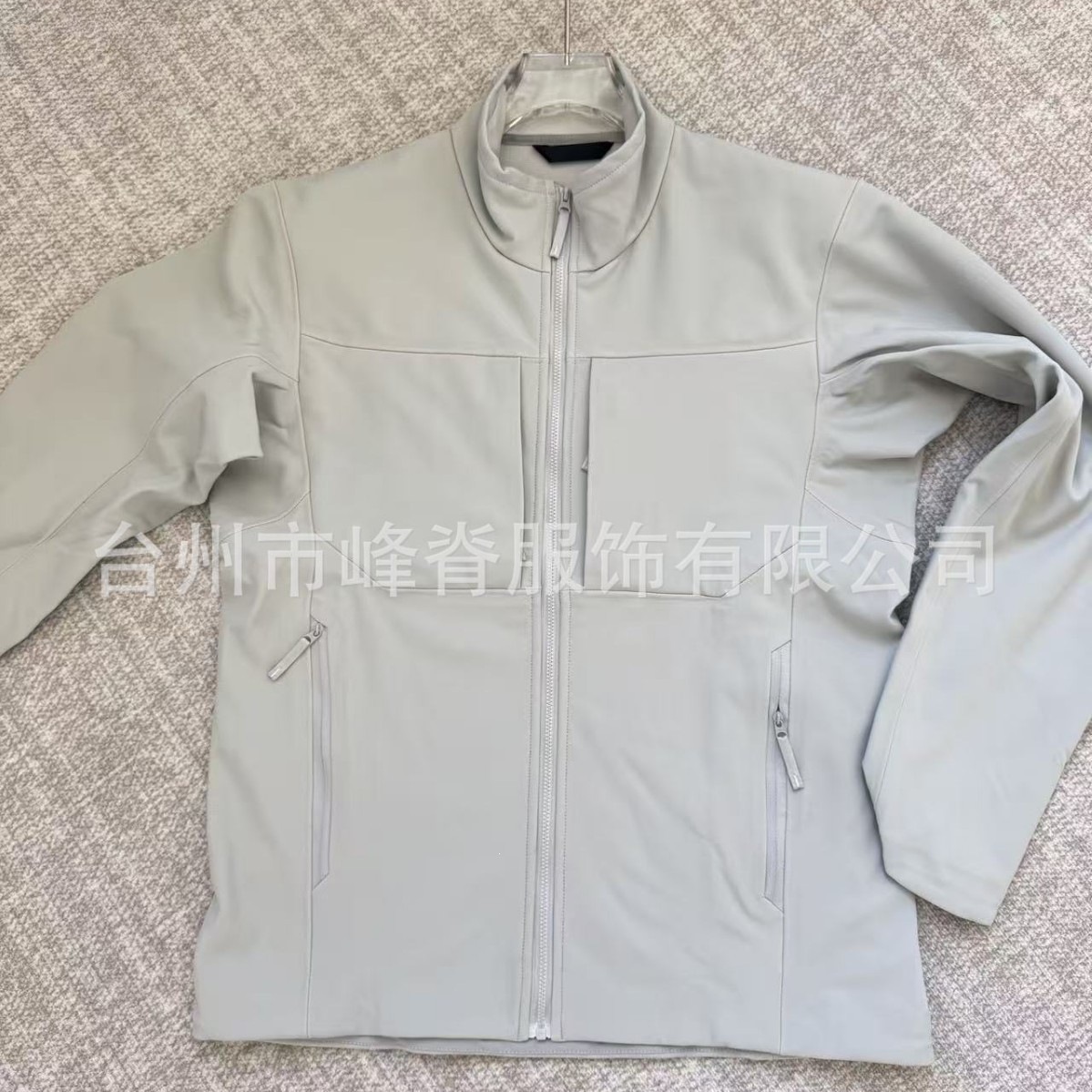 Taizhou Bird's Nest-style GAMMAMX stand-up collar short softshell jacket, windproof and waterproof outerwear for men and women