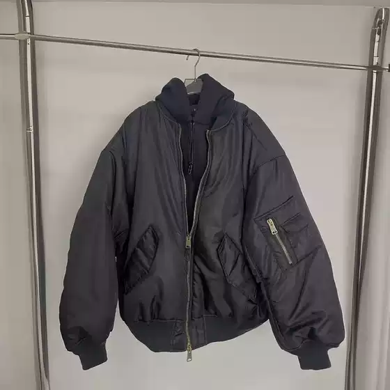 High version Paris B flying cotton jacket jacket loose OS version fake two-piece flying jacket jacket