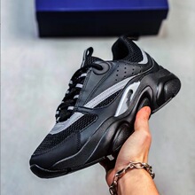 �W��վ�¿�r��D�羳��͹�͸��Ů�����ϵ�ЬB22�\�����e��׼ҟo