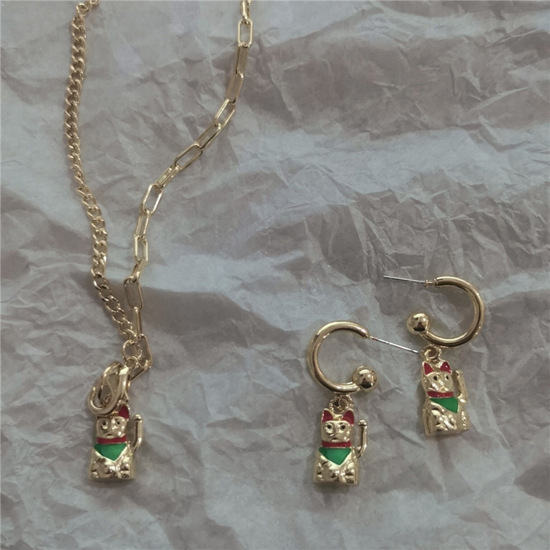 French Trendy Retro Fun Lucky Cat Earrings display picture 7