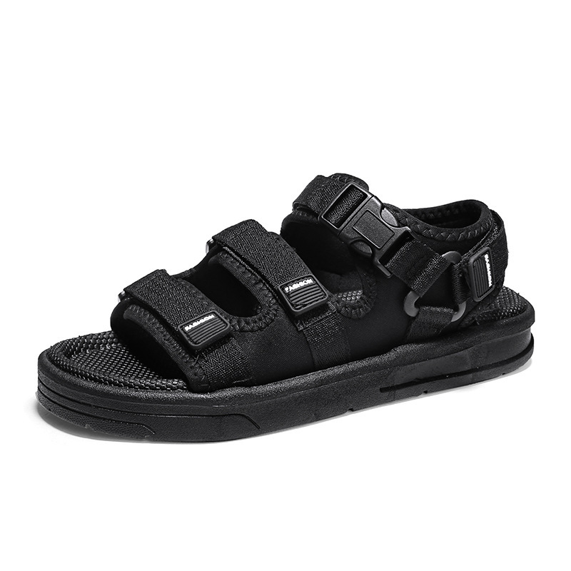 Fábrica al por mayor sandalias de los hombres transfronterizos chanclas de los hombres de doble uso verano nuevo verano zapatos de moda playa en stock