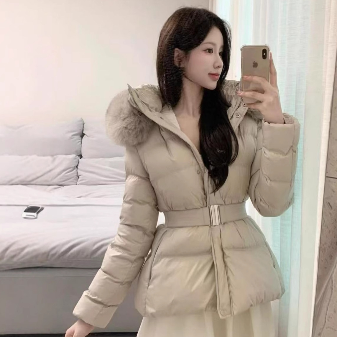 South Korea's Dongdaemun 25 Winter New Waist Hooded Three-Proof Mid-Length 90 White Duck down Real Fox Fur Collar down Jacket for Women