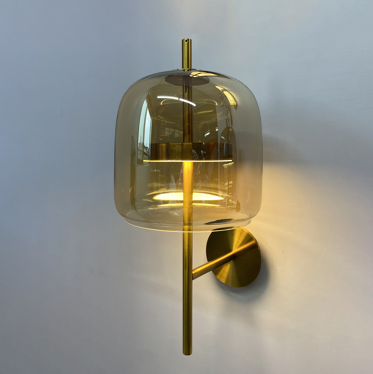 Lámpara de vidrio lujosa decoración del estudio del hotel nórdico pasillo creativo dormitorio moderno posmoderno corredor de luz decorado con simplicidad