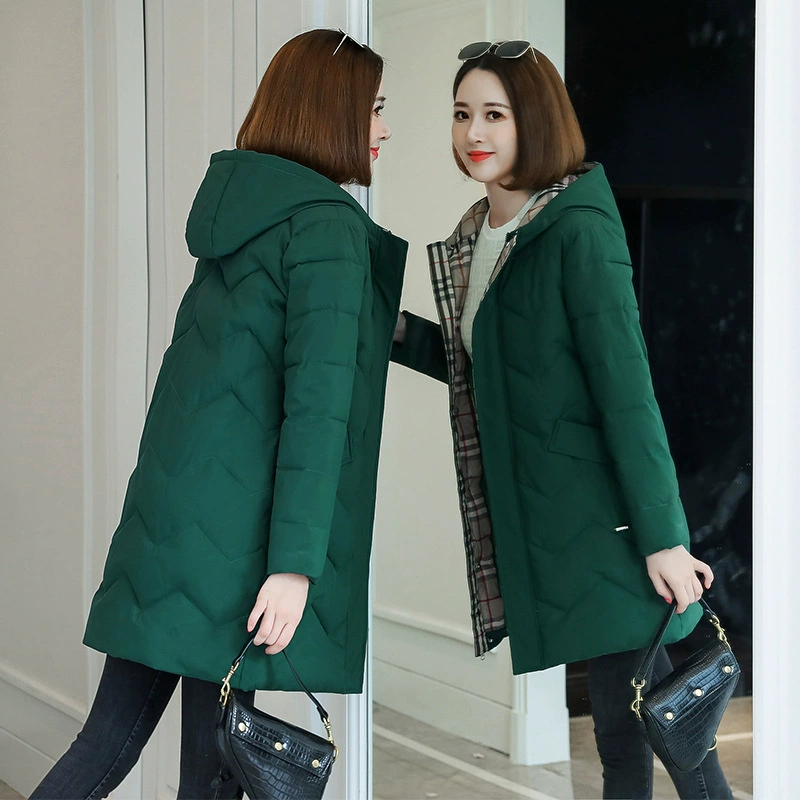 Клетчатая хлопковая одежда в британском стиле, женская короткая новая зимняя свободная Модная хлопковая куртка больших размеров