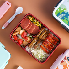 长方形塑料印花卡通食物密封保温饭盒大学宿舍食品级带餐具便当盒