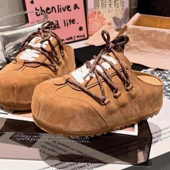 カピバラの大きな頭のパンボケン靴の女性2025新型の中で高くなった松餅の怠け者の外は包頭の半スリッパを着ます。