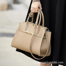 �߼���Ůʿ�K���ţƤ�¿�ͨ�ڴ����������������ĸ�H���Y��ٴ�