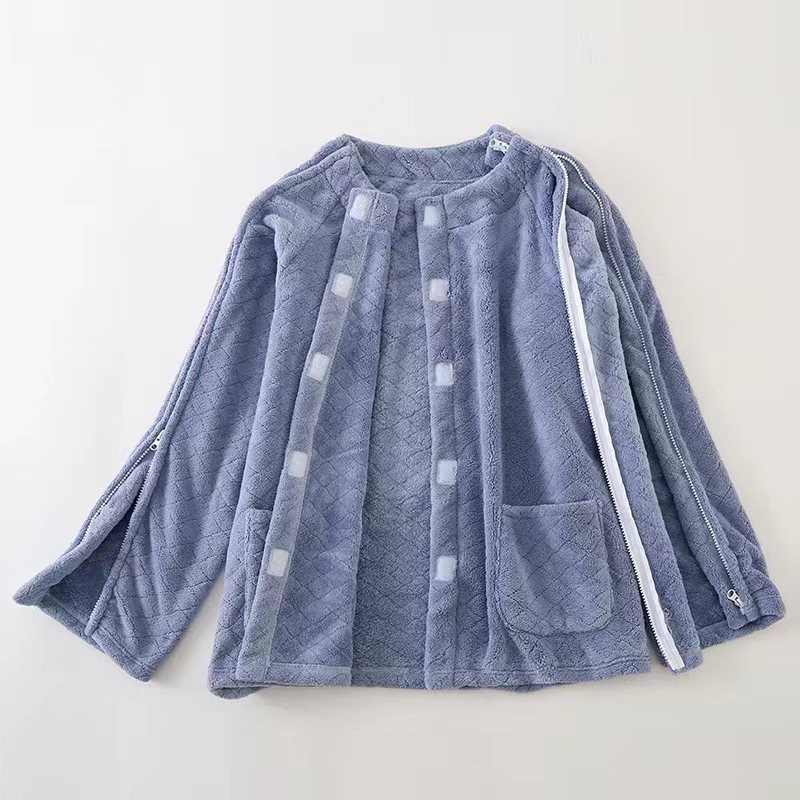 寝たきりの看護服は着やすいです。|undefined