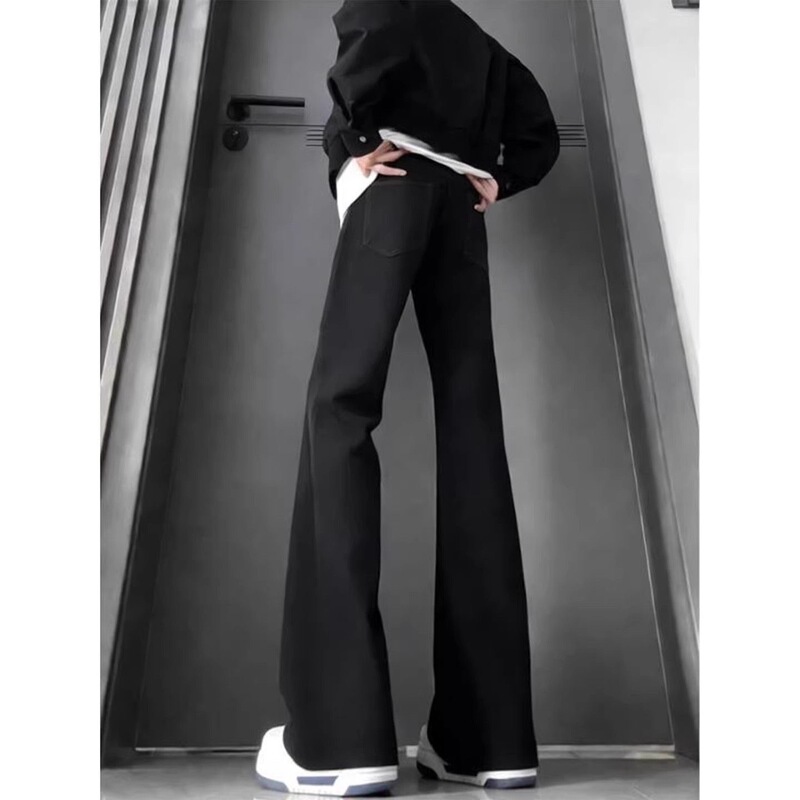 American-style black denim jeans for men, slightly flared, trendy black pants, slim-fit, narrow cut, slimming straight-leg pants American-style black denim jeans for men, slightly flared, trendy black pants, slim-fit, narrow cut, slimming straight-leg pants