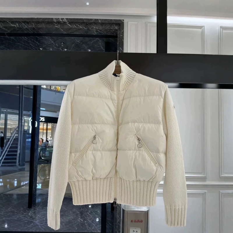 Mengjia knitted stand-up collar wool patchwork down jacket, short style, embroidered letter jacket, large logo, exclusive version, in stock Mengjia knitted stand-up collar wool patchwork down jacket, short style, embroidered letter jacket, large logo, exclusive version, in stock
