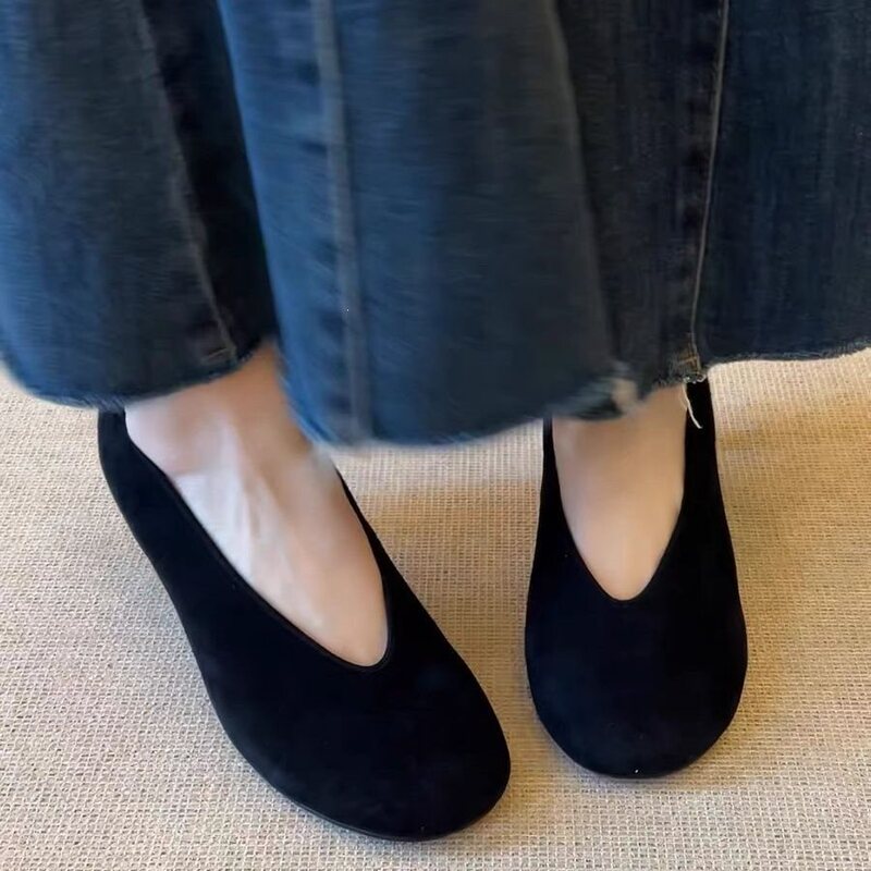 Niche Design Spring and Summer New Retro Green Round-Toe Versatile Stiletto Heel Shallow Mouth Granny Shoes Women's Leather Shoes