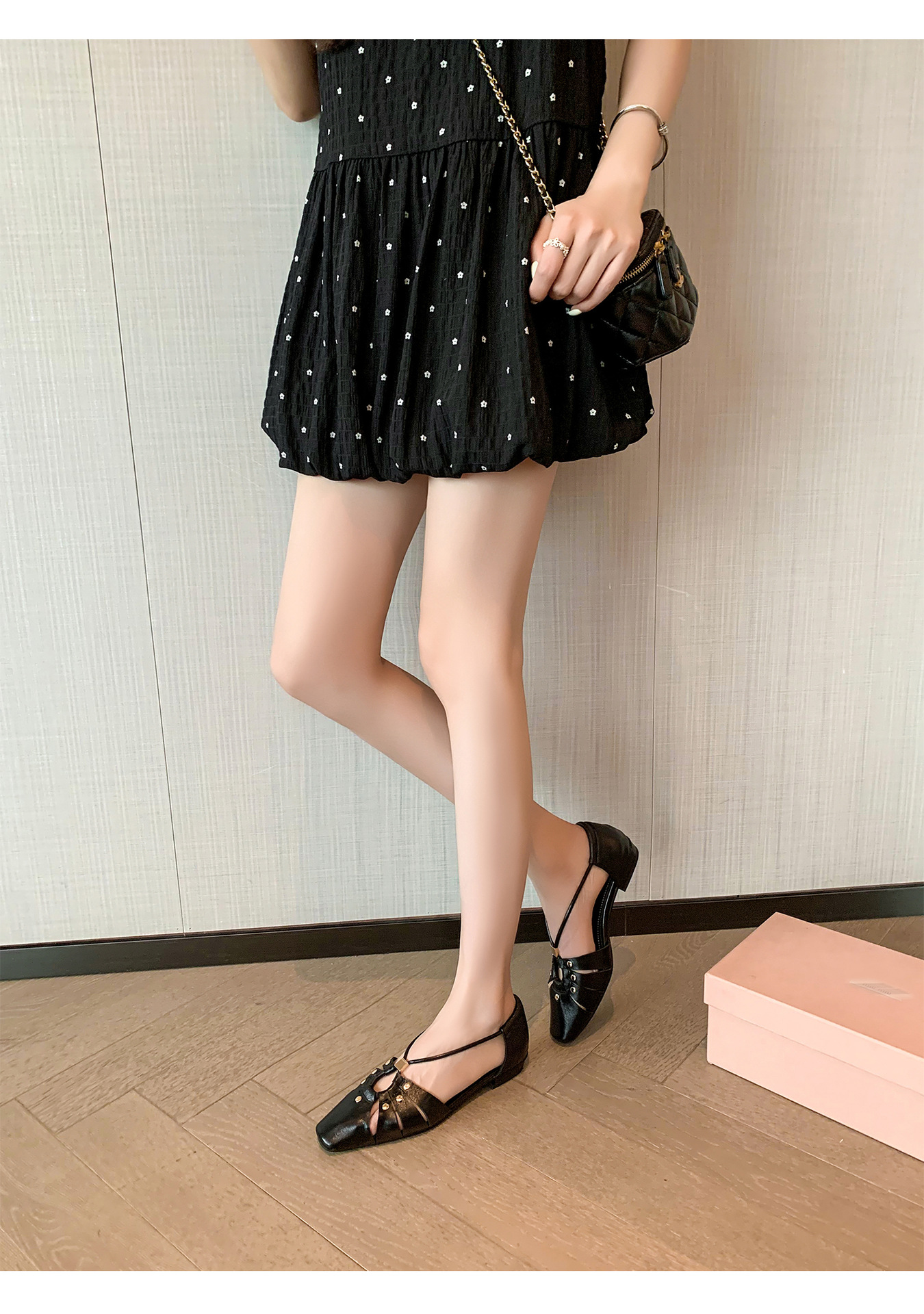 Dép sandal nữ da cừu đinh tán mũi kín gót kín phong cách Hàn Quốc đế bệt — đen chi tiết 3