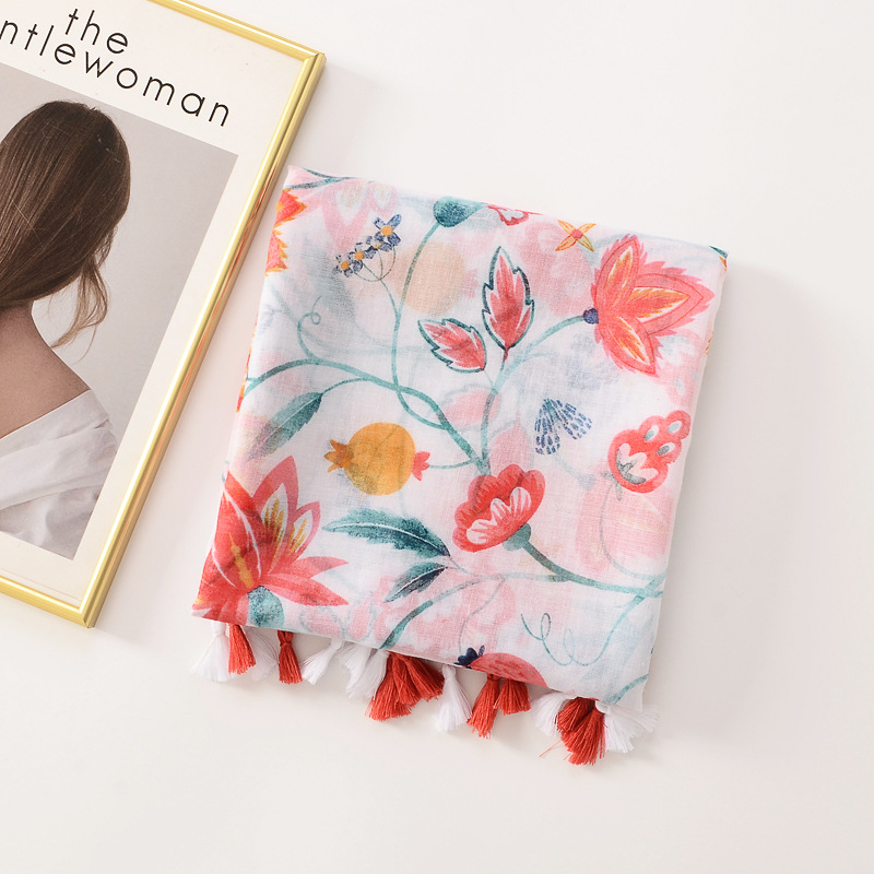 Estilo coreano fresco dulce rojo pétalos Granada impreso bufanda de seda viajes fotografía decorativa chal algodón y lino sensación bufanda