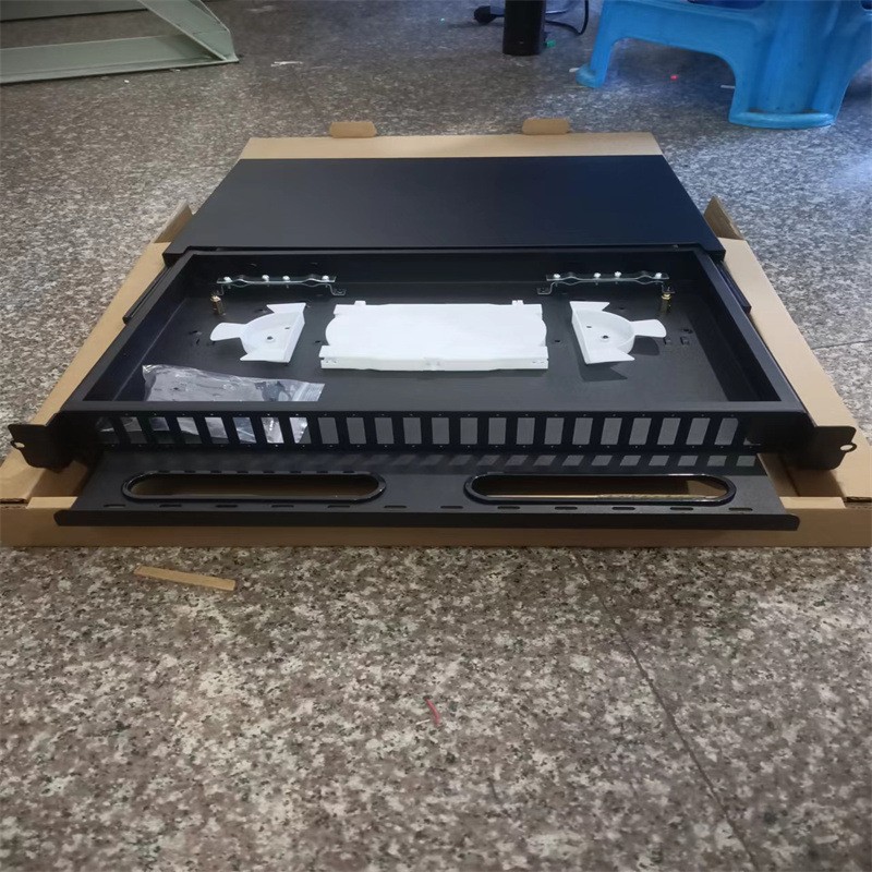 MPO光缆终端盒 1U24口SC/LC-OM3通用款加厚光纤配线架 抽拉终端盒