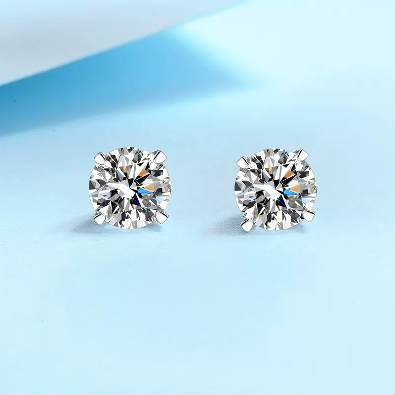 925纯银女潮18K金高级感生日礼物送女友四爪1克拉2克拉莫桑石耳钉