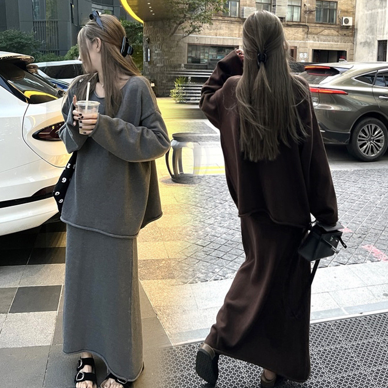 孕妇装秋套装2025新款慵懒风卷边针织上衣半身裙春秋高级感两件套|undefined