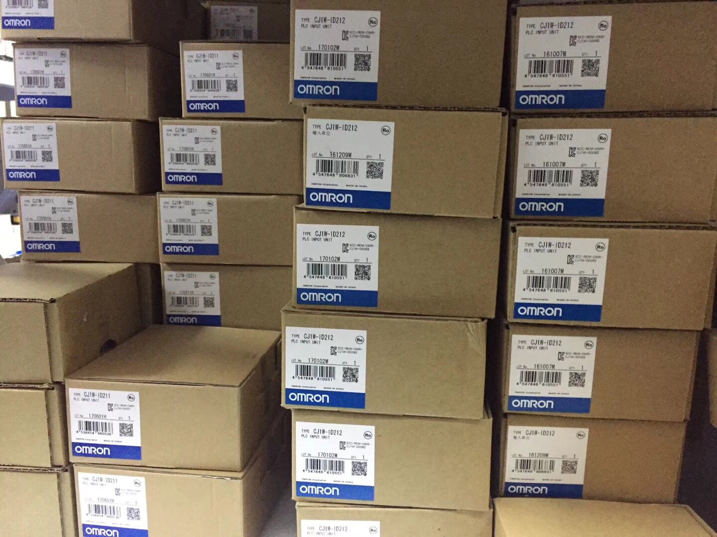 欧姆龙 原装固态继电器G3PX-220EUN  200/220VAC