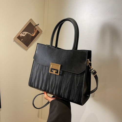 2024 New Women's Bag Fashion High-Quality Red Wedding Bag Versatile Shoulder Crossbody Bag Large Capacity Portable Tote Bag