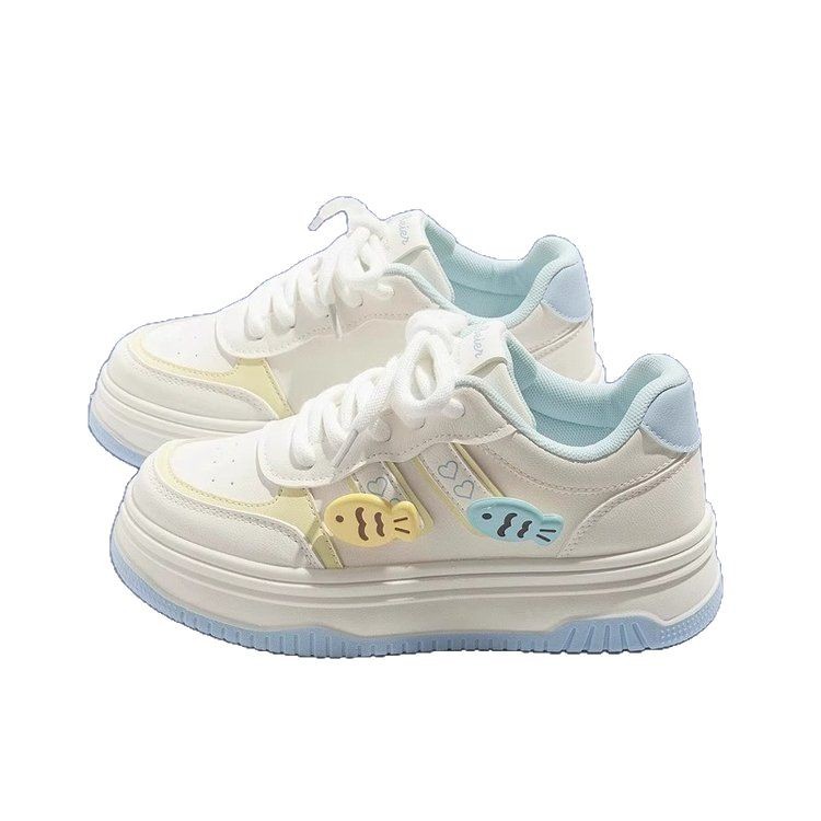 Zapatos de skate de niñas para niños zapatos blancos de primavera y otoño 2026 nuevos zapatos deportivos para niños de tamaño medio y grande zapatos casuales para niñas