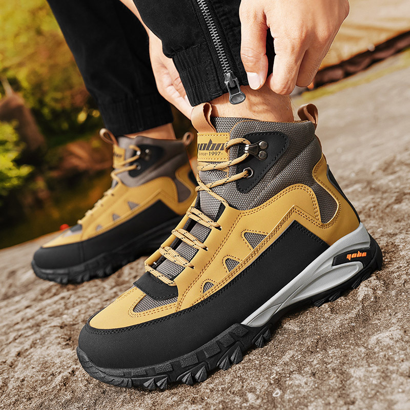 2025 Autumn and Winter New High-Top Shoes Martin Leather Boots Work Boots Men's Casual Hiking Boots Korean Style Retro Wear-Resistant Men's Shoes