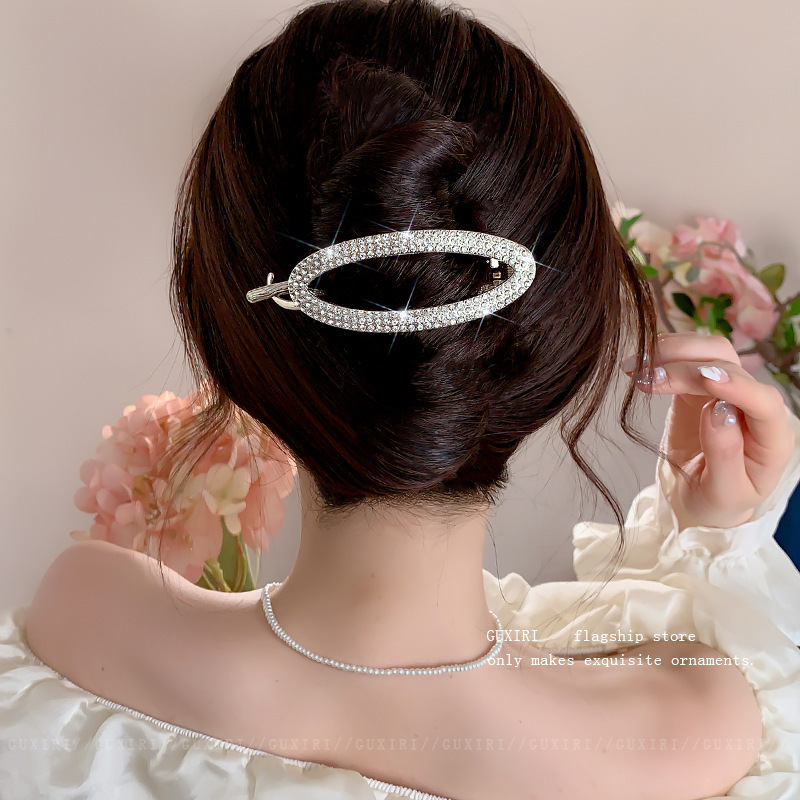 蝶結びタッセルヘアクリップ 女性用 後頭部用 2025年新作 高級ツイストワンワードクリップ 高級感のあるヘアクリップ ヘアアクセサリー|undefined