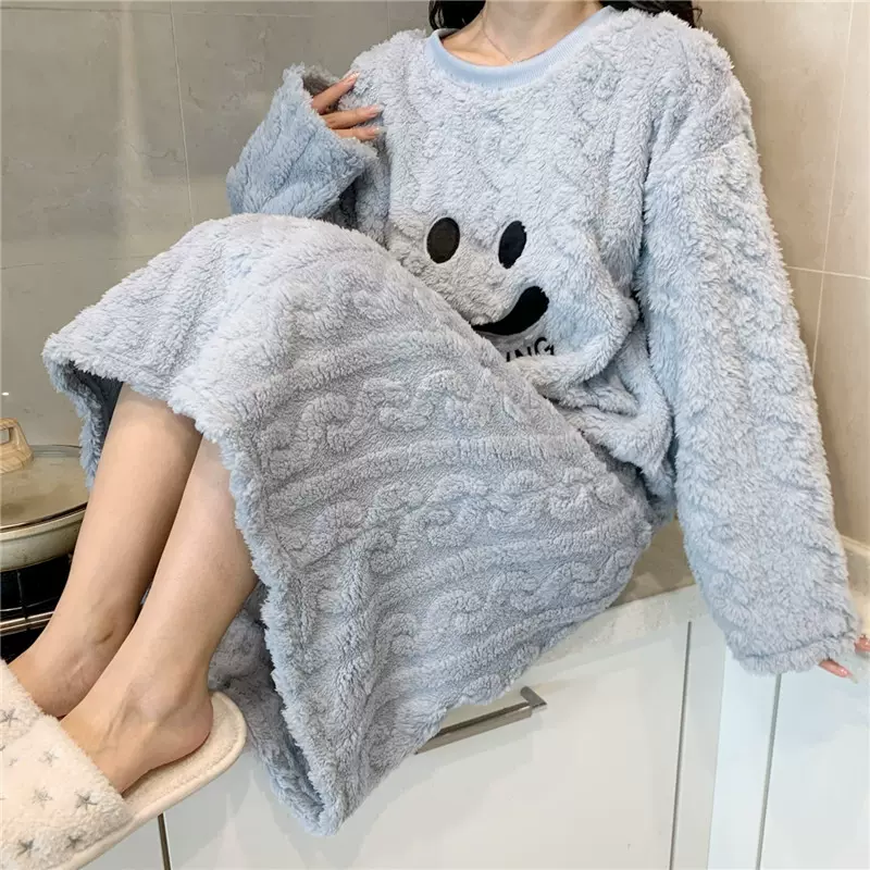 2024新款冬季笑脸剪花绒长袖中长款睡裙女毛绒保暖加厚睡衣女