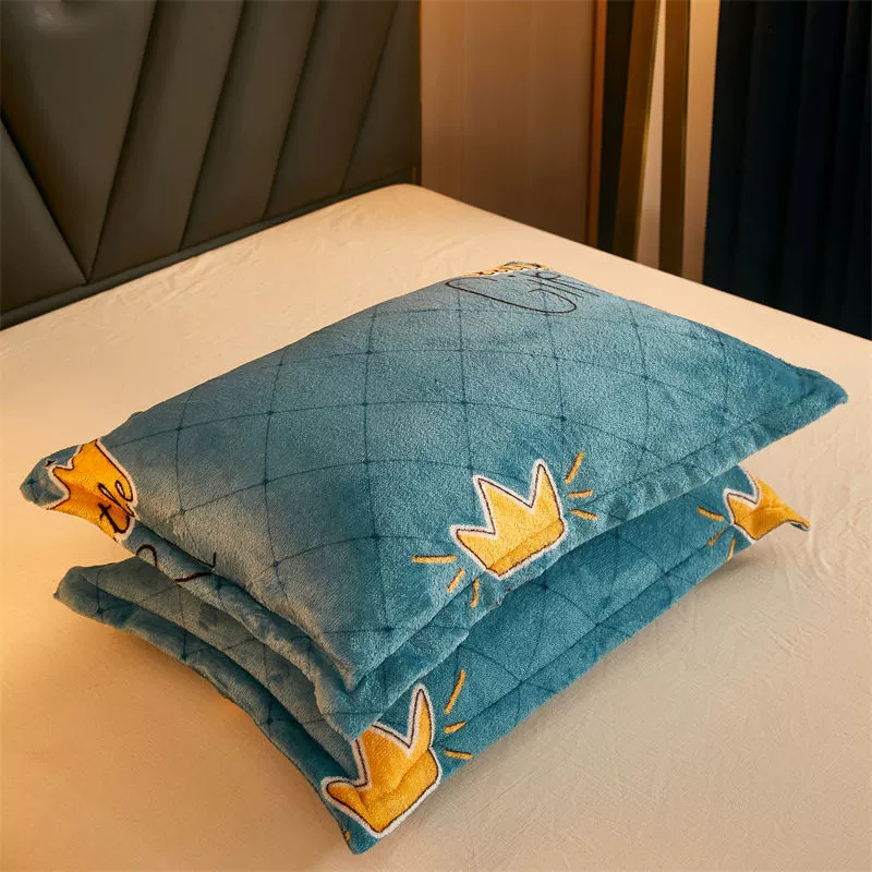 Coral flannel double-sided warm pillowcase for beloved for adults