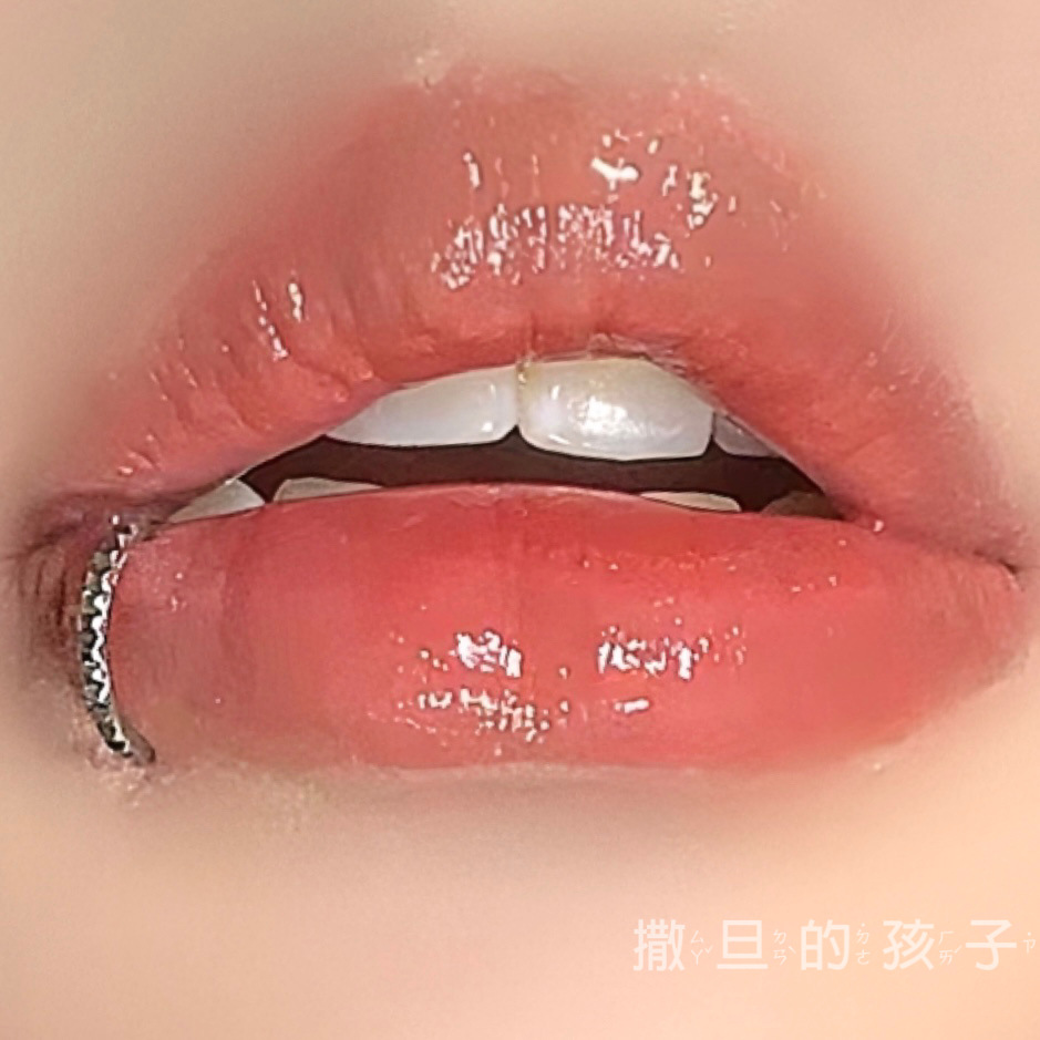 Labret stud lip piercing jewelry styling detail