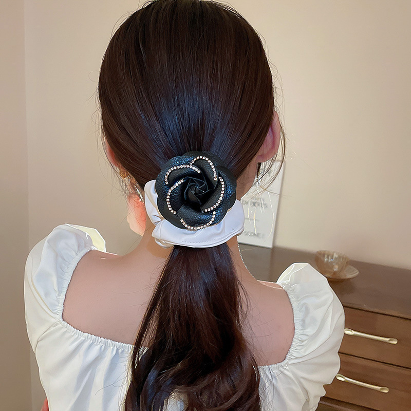 Elegant Flower Pu Leather Artificial Rhinestones Hair Clip 1 Piece display picture 31
