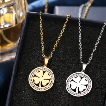 欧美时尚创意钛钢镶嵌幸运四叶草吊坠情侣甜美长款项饰网红风项链