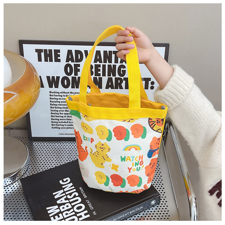 New gift packages: Instagram cute cartoon tiger, new bucket bag, hand-held canvas bag, and girlish round bucket bag undefined