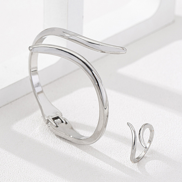 Silver set