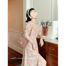 鹿阿姨卓叔叔莫奈后花园复古收腰连衣裙特别符合我的需求~