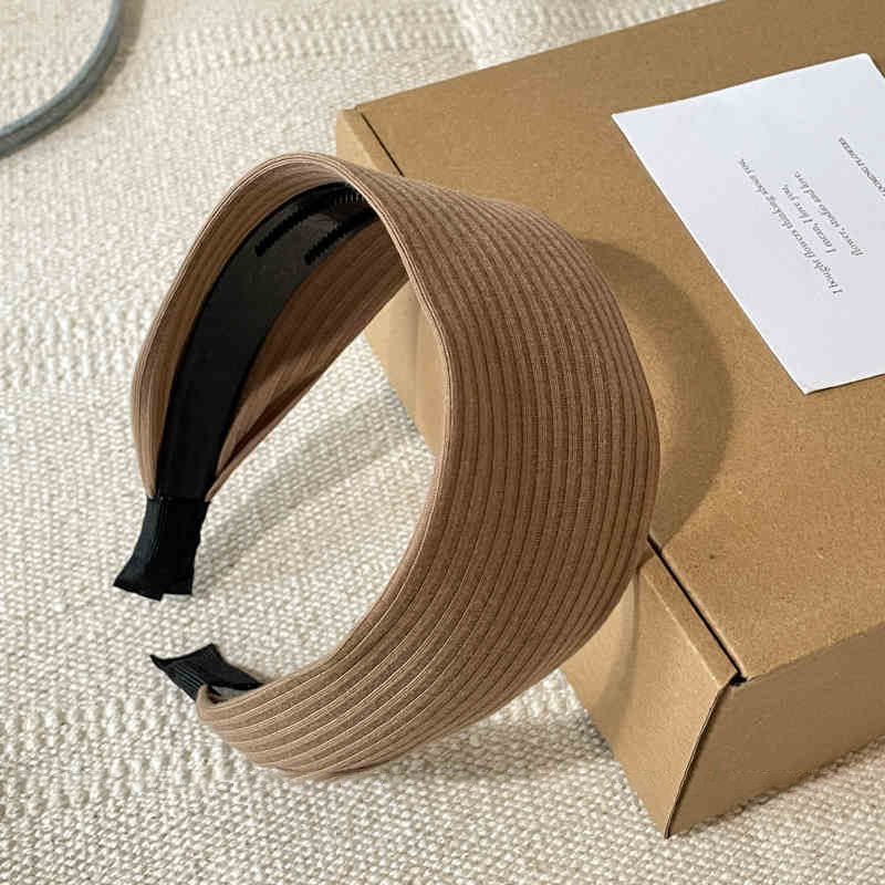 Otoño y invierno de alta sensibilidad para el cabello de mujeres cráneo alto borde amplio agujero de punto de banda de cabeza muestra cara pequeña gris ensanchada banda de cabello