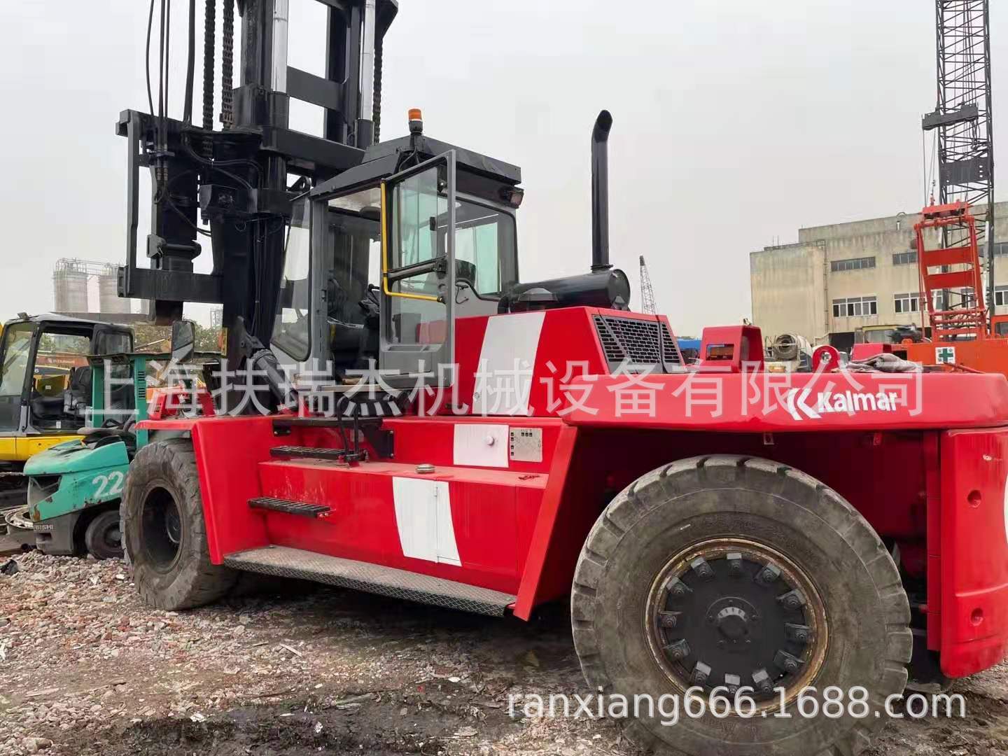 供应30吨卡尔玛叉车