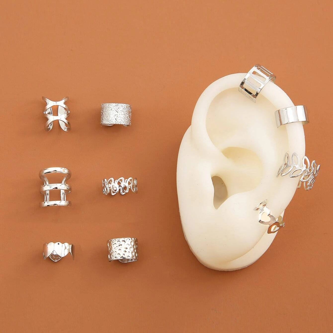 New high-end design sense no ear hole ear bone clip earrings female personality Golden Leaf hollow C- type ear clip 10 pieces_voghion.com