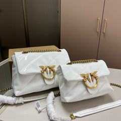 ピンク * 同じチェーンのツバメのカバンの酒の神の本革の肩の斜めのショルダーのバッジの愛のエンボスの脇の下の女性のカバンのカバン