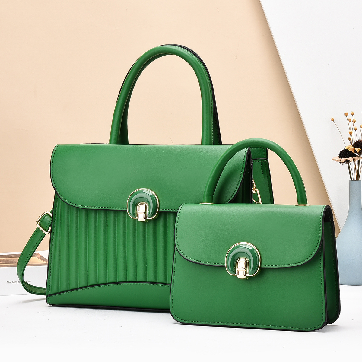 Bolso de mujer del fabricante 2025 versátil moda de un solo hombro elegante nuevo bolso cruzado de otoño bolso de mamá de mujer bolso de mano.