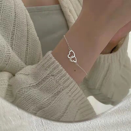 Korean style hollow peach heart double heart-shaped bracelet for women, cold style, simple ins niche model, lightweight and thin love bracelet