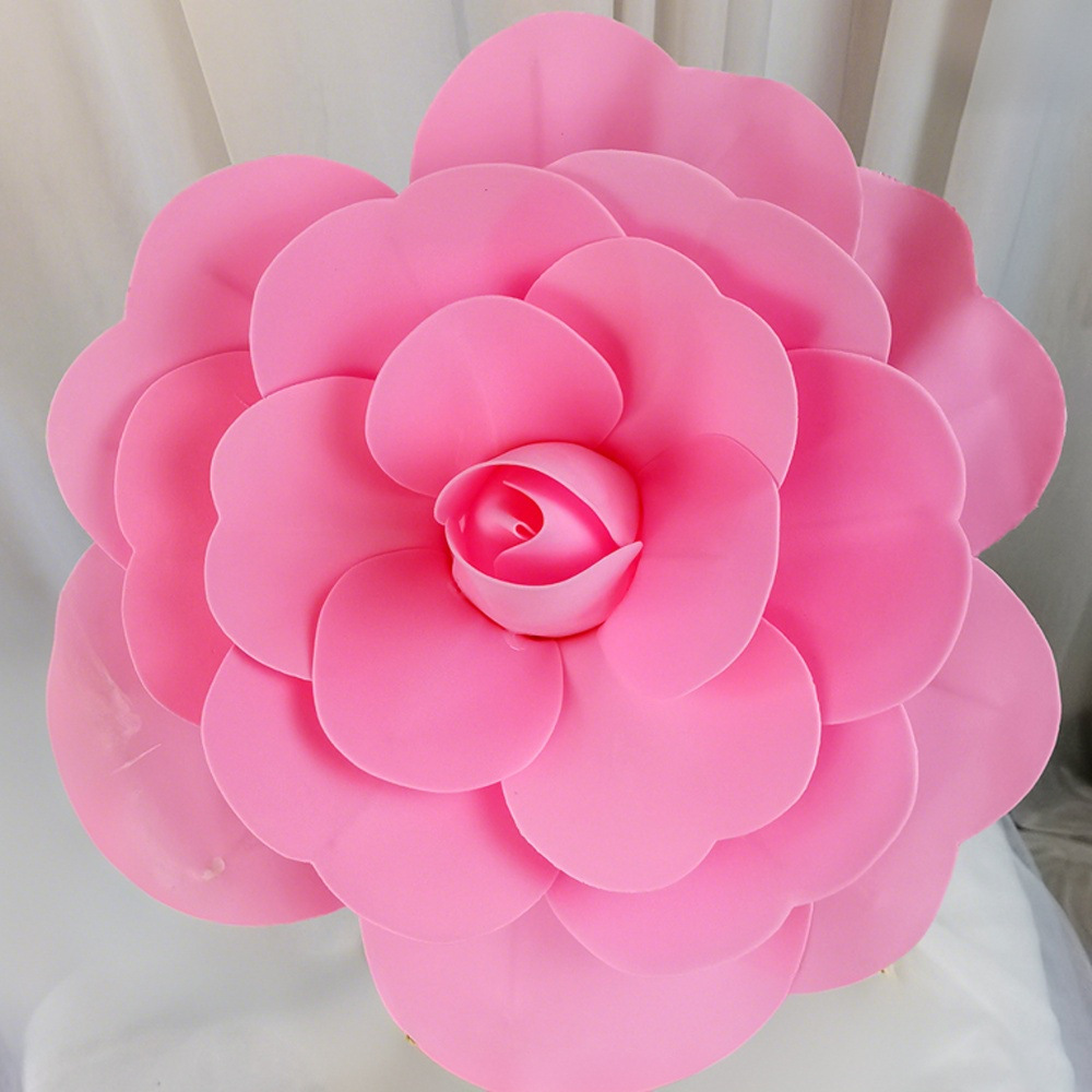 Decoración de pared con flores artificiales grandes con rosas de PE de base plana para escaparates, bodas, eventos, artesanías a gran escala y paisajismo de escaparates.