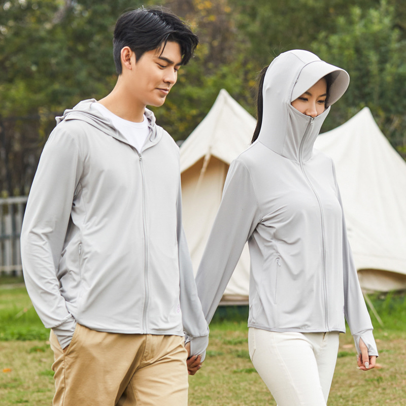 A unisex UPF 50+ ice silk sun protection jacket with a hood for face coverage, suitable for fishing, can be customized with a logo.