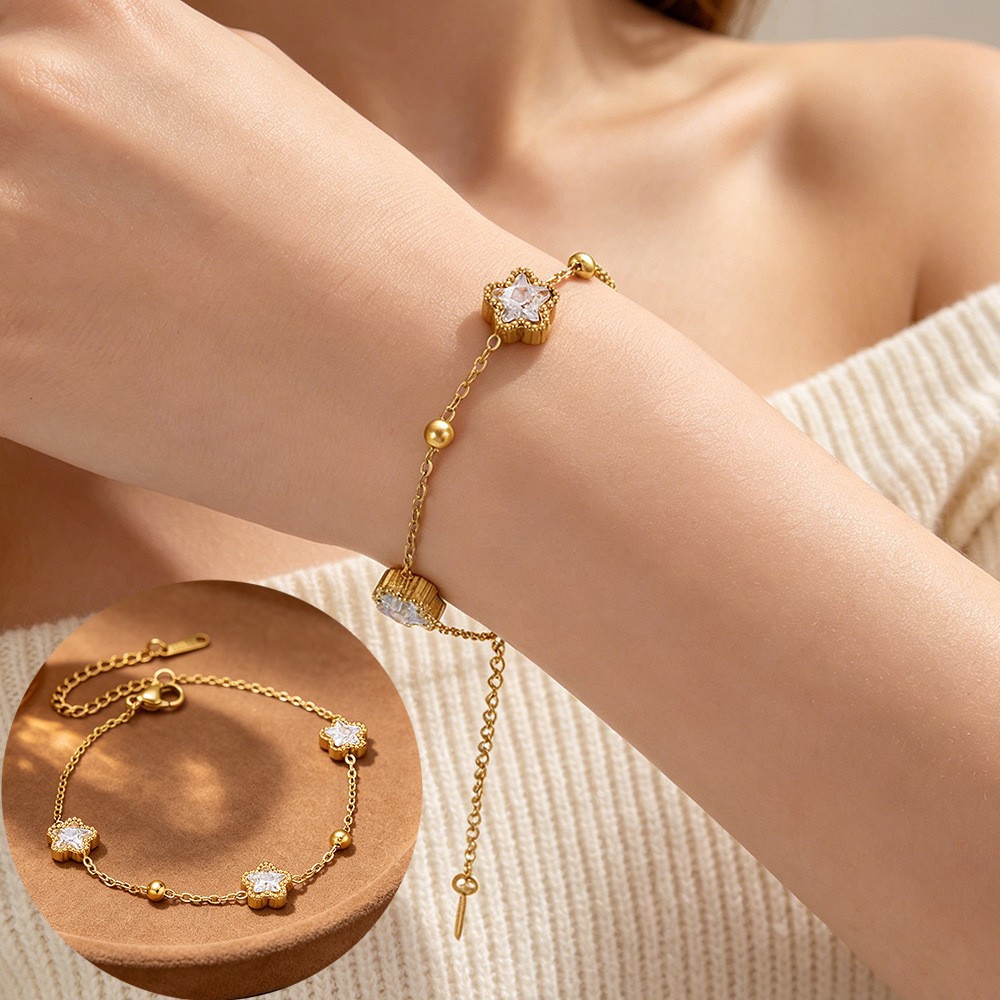 Pulsera de joyería de moda dorada de todo fósforo, lujo ligero, simple, nueva pulsera de acero de titanio que no se desvanece, trébol de cuatro hojas para mujer, transfronterizo
