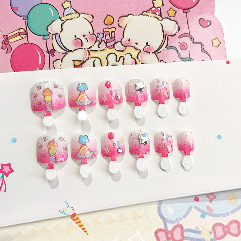 Nuevos accesorios de manicuría para niños que usan banda de uñas, parches de uñas de dibujos animados, productos terminados de uñas dulces, 12 piezas