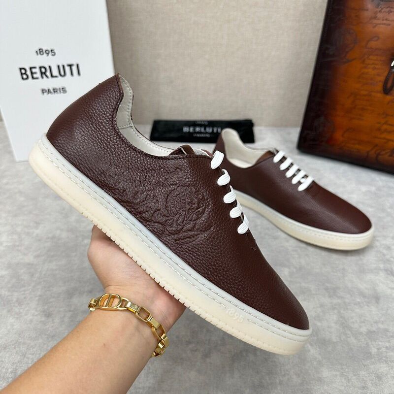 High-Looking, Trendy, Breathable, Low-Cut Lace-Up Sports and Casual Shoes, Fashionable and Versatile Round-Toe Non-Slip Thick-Soled Men's Shoes High-Looking, Trendy, Breathable, Low-Cut Lace-Up Sports and Casual Shoes, Fashionable and Versatile Round-Toe Non-Slip Thick-Soled Men's Shoes