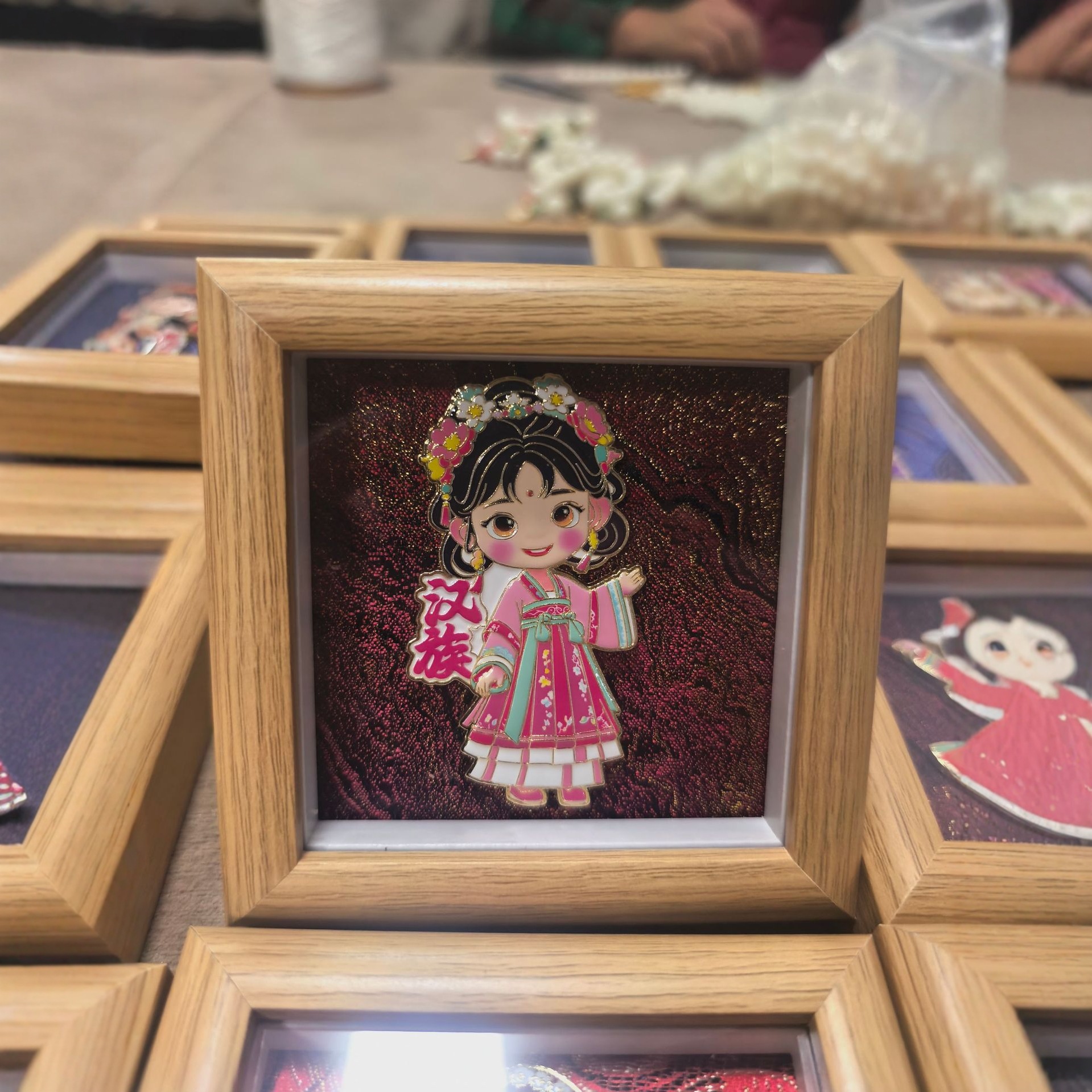 56 Ethnic Character Photo Frames, Cultural and Creative Ornaments, National Trend, Minority Ethnic Metal Cartoon Character Photo Frames Wholesale