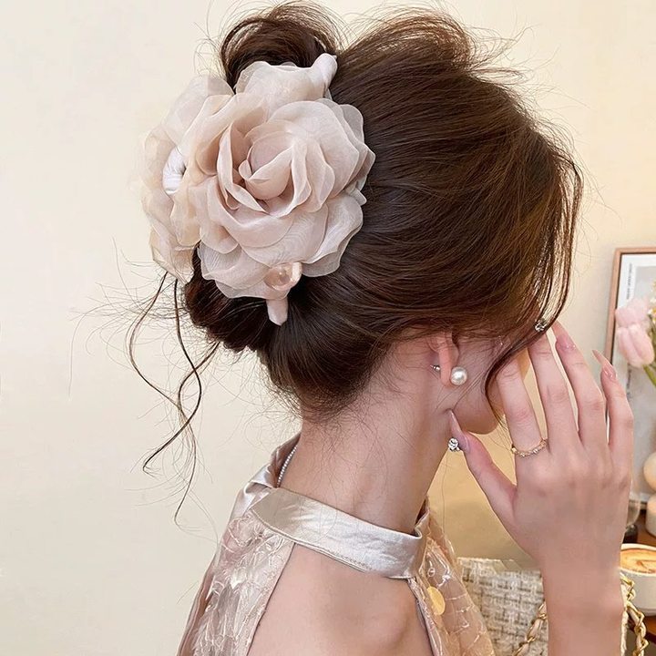 温柔花朵珍珠抓夹女2025新款发夹高级感精致鲨鱼夹后脑勺盘发发抓|undefined