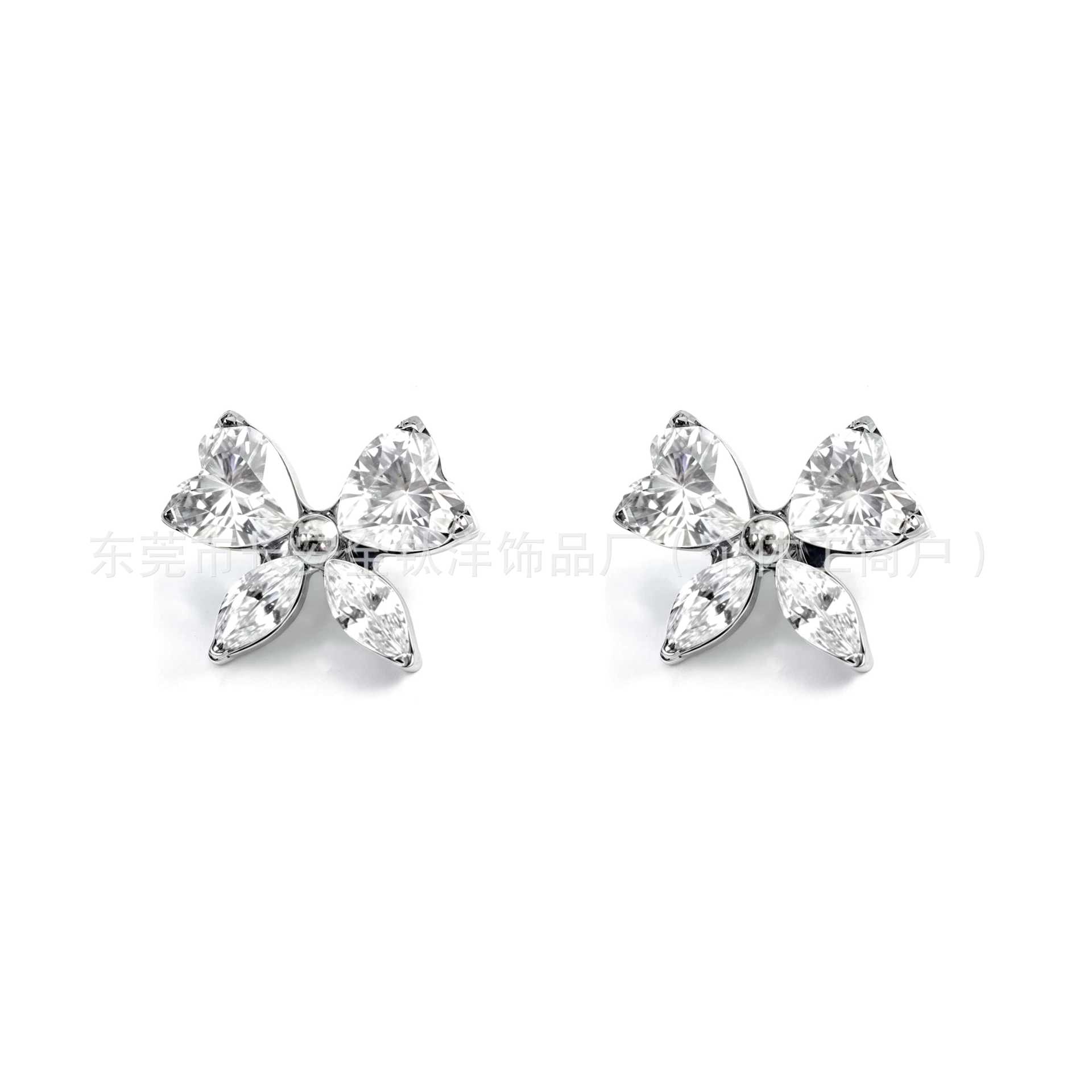 Pointed titanium steel lip stud product view