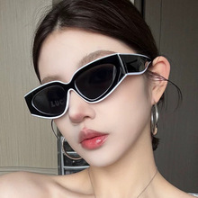 �ڰ���؈ƴɫ̫��RŮ���԰ٴ�s����ī�R�W���r����߅̫����R